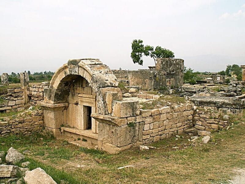 Denizli Airport-Pamukkale Tour-Transfer to Antalya or Kas - Exploring Pamukkale: Beauty, Legend, and Practicality