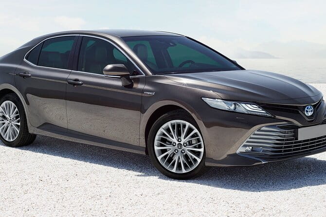 Departure Private Transfers From Kobe City to Kobe Airport UKB in Business Car - Benefits of Choosing Private Transfers