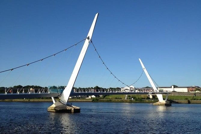 Derry Londonderry Private Luxury Full Day Tour From Belfast - Exploring Derry Londonderry in Style and Substance