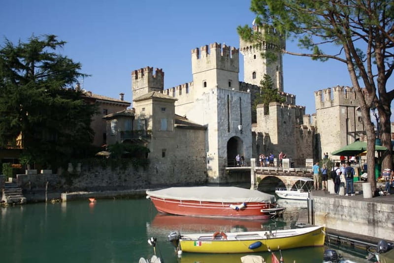Desenzano: 1-Hour Afternoon Boat Tour to Sirmione - Discovering Lake Garda from the Water: An Authentic Snapshot of Sirmione