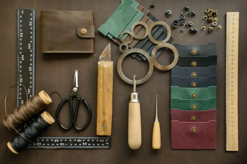 Design and Craft with Leather in Palermo - Logistics and Value
