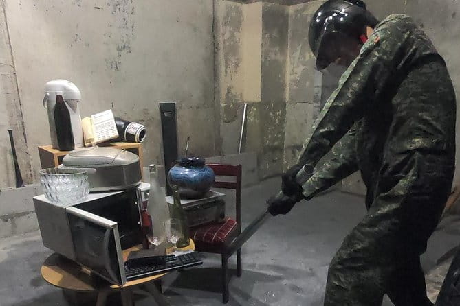 Destroy Home Appliances, Furniture, and Fragile Items With Instinct! ! 5kg - Location Details: Getting to the Meeting Point