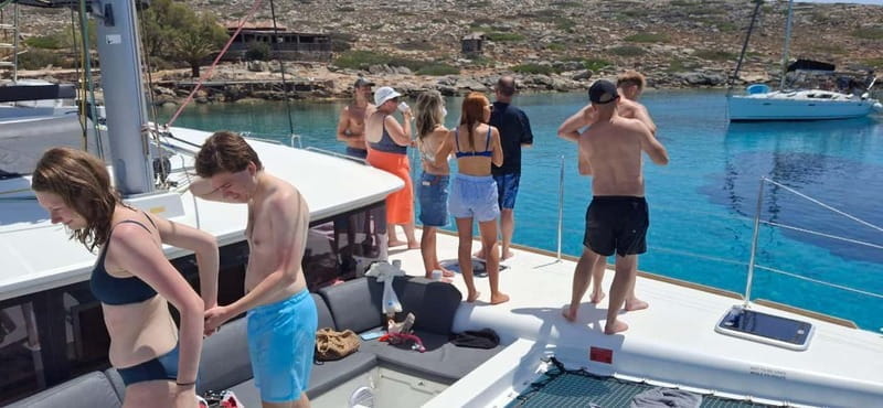 Dia Island Catamaran  Premium Lunch, Open Bar, Small Group - Price and Value Analysis