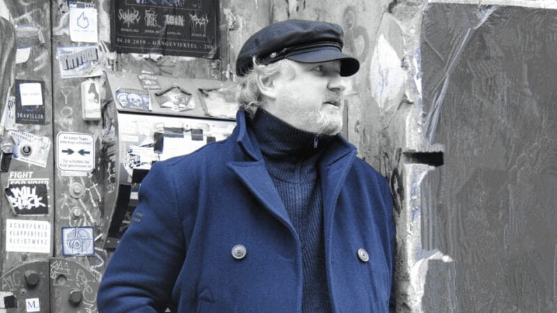 Die Kiez-Kapitän Reeperbahn & Beatles Kieztour Hamburg - A Deep Dive into the Hamburg Reeperbahn & St. Pauli Experience