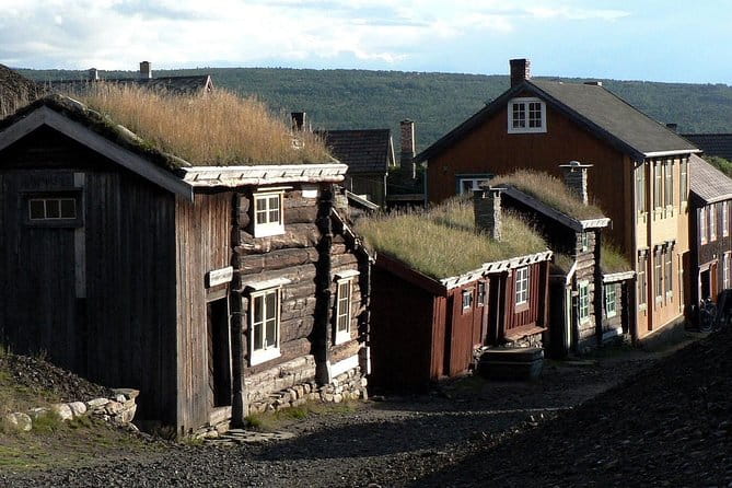 Digging up the Past in Røros: A Self-Guided Walking Tour - Key points / Takeaways