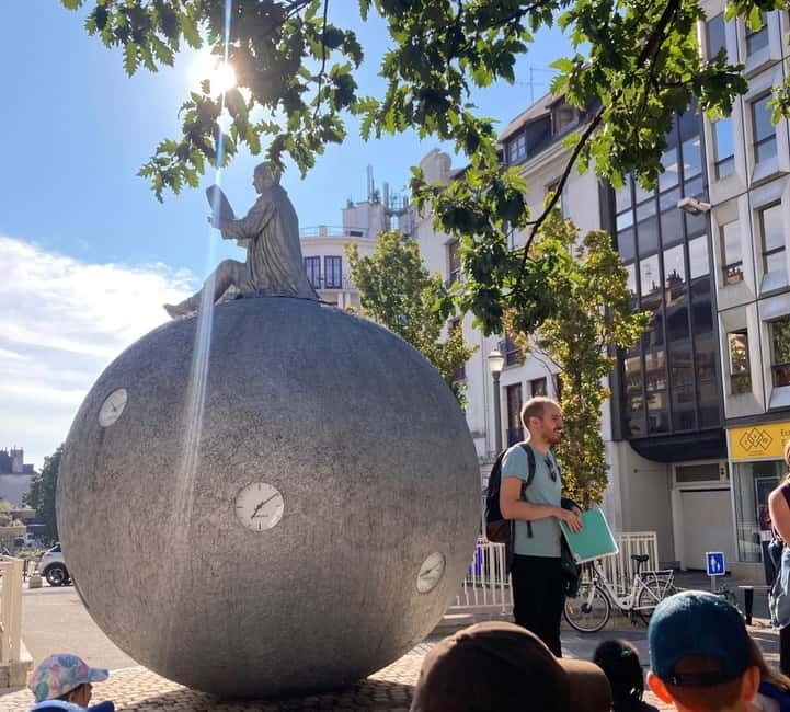 Dijon: Public Art Tour with French-Speaking Guide - Key points / Takeaways