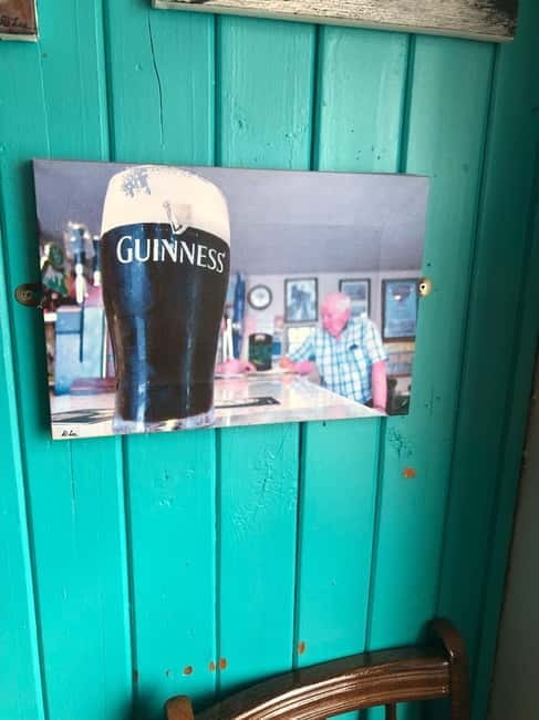 Dingle: Guided Pub Tour with Local Guide - What to Expect at Each Stop