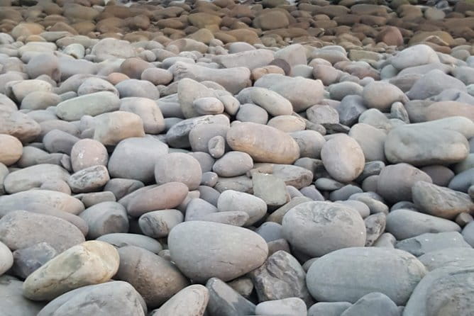 Dingle: Slea Head Drive Tour Full Day - Personal Chauffeur Guide - Arriving in Dingle and the Luxury Chauffeur Experience