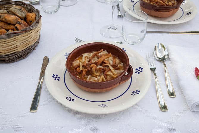 Dining experience at a local's home in Brindisi with show cooking - Key points / Takeaways