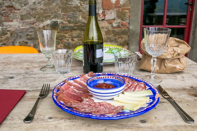 Dining Experience at a local's Home in Cernobbio with Show Cooking - Key Points