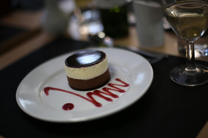 Dinner and Jazz Cruise on the River Thames - Live Jazz Entertainment