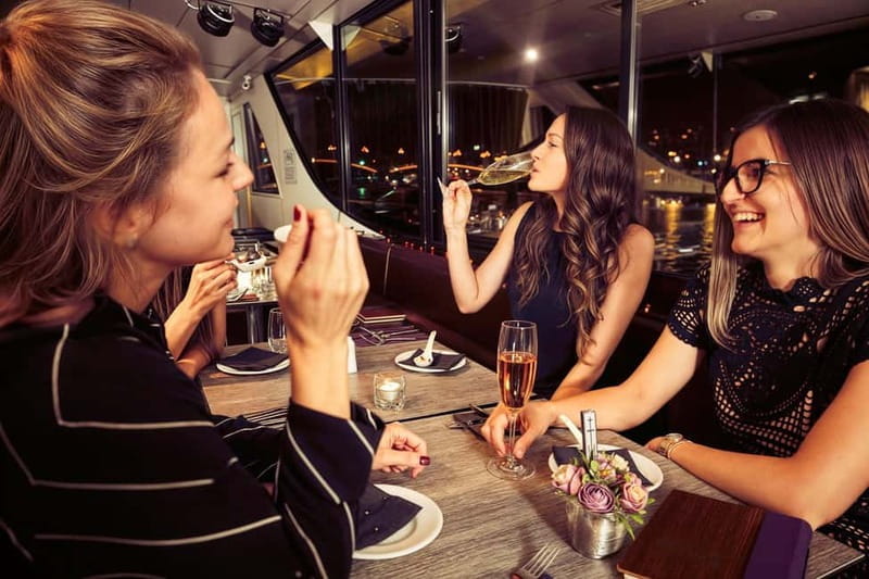 Dinner & Lights - Budapest Evening Cruise - The Cruise Itself: A Detailed Breakdown