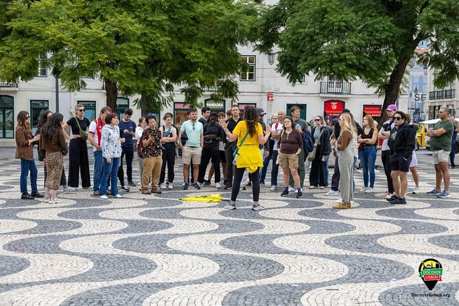 Discover Bairro Alto's Hidden Gems and Stunning Viewpoints - Walking Through Lisbon’s Literary Heart