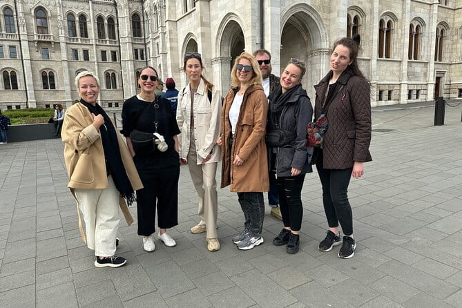 Discover Budapest Using Tram Two - Transportation and Practicalities