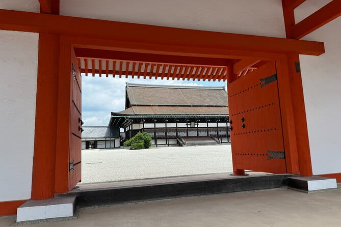 Discover Every Bit of Kyoto Imperial Palace - A Truly Immersive Experience
