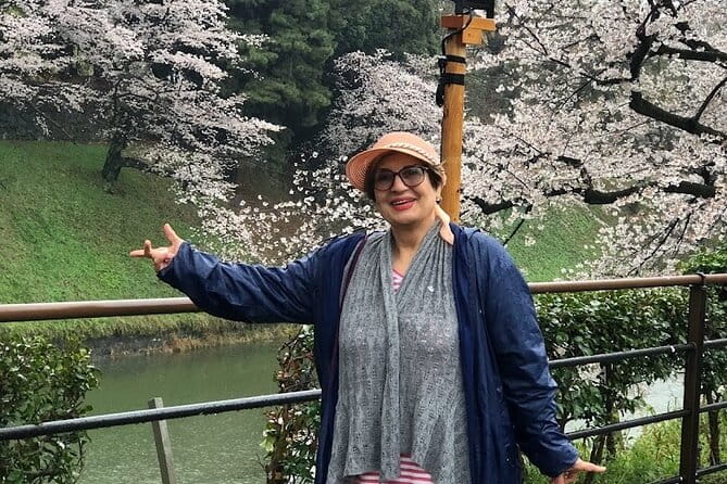 Discover Japan In 10 Days the Land of Tradition and Innovation - Savoring the Culinary Delights of Japan