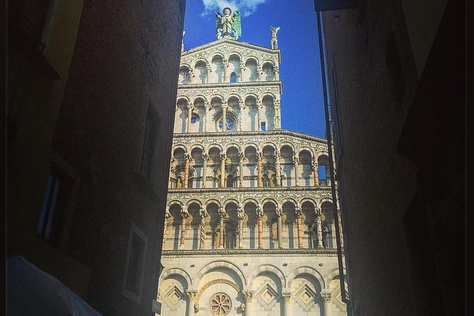 Discover Lucca's Secrets on a Guided Walking Tour - Booking and Cancellation