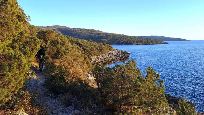 Discover Lustica peninsula by e-Bike - Key Points / Takeaways