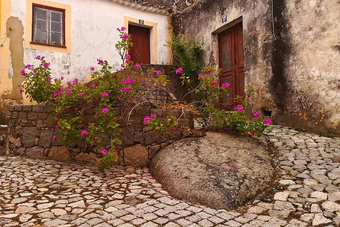 Discover Monchique - Discover Monchique: An Authentic Walk Through History