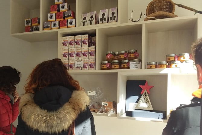 Discover Montalcino through its best productions: Brunello & Saffron!! - Practicalities: Logistics, Price, and Group Size