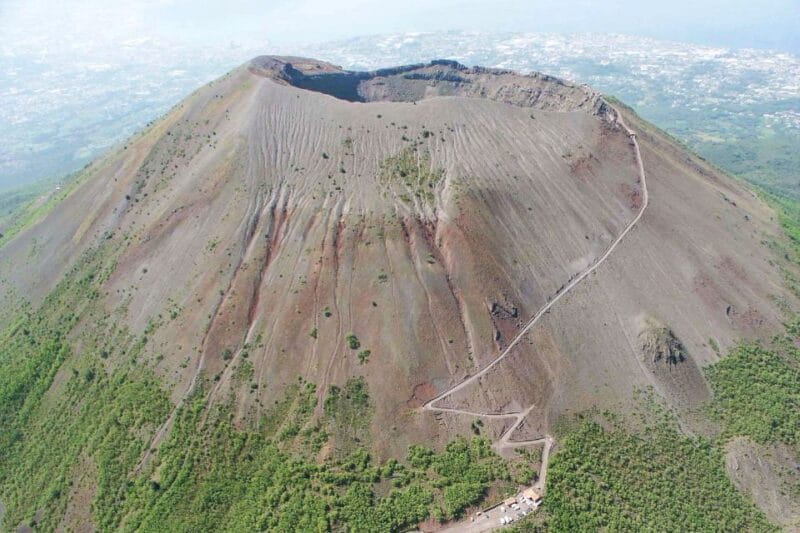 Discover Mt. Vesuvius: Private 3-Hour Tour from Pompeii - Views of the Gulf of Naples — Truly Spectacular