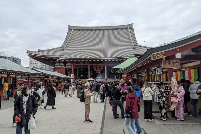 Discover Old Tokyo: Asakusa, Ueno & Yanaka - Discovering the Charm of Yanaka