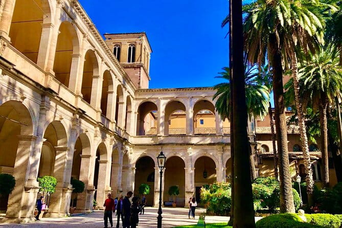 Discover Rome Private Walking Tour of Highlights and Hidden Gems - FAQs