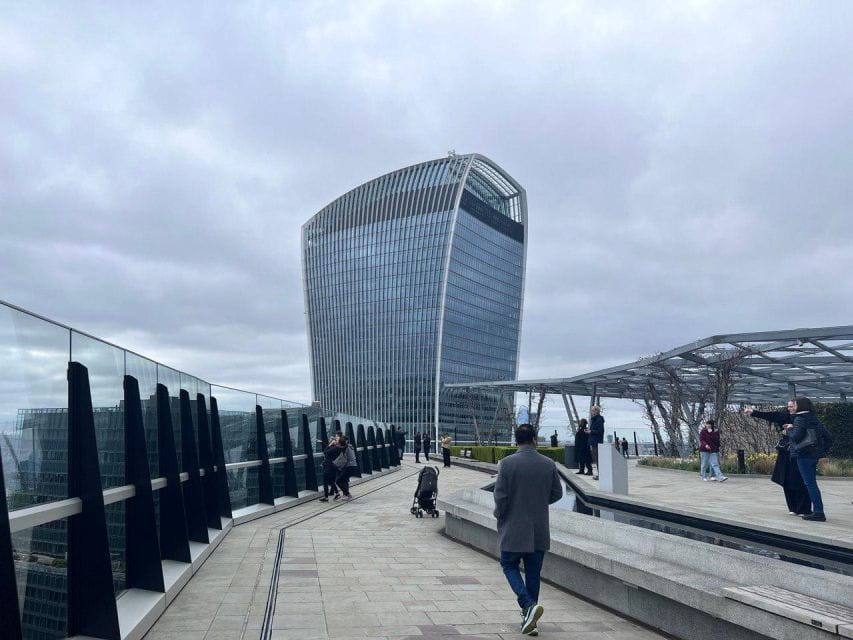 Discover the Ancient City of London in English, Group. - Exploring Historic London