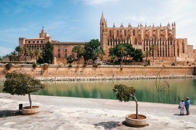 Discover the major cultural attractions of Palma De Mallorca on a Private Tour - Introduction: A Balanced Peek at Palma’s Cultural Highlights