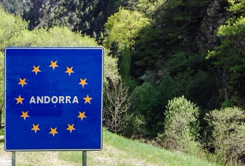 Discover the medieval Seu and Andorra in one day from Barcelona with lunch - Exploring the Highlights of the Day Trip