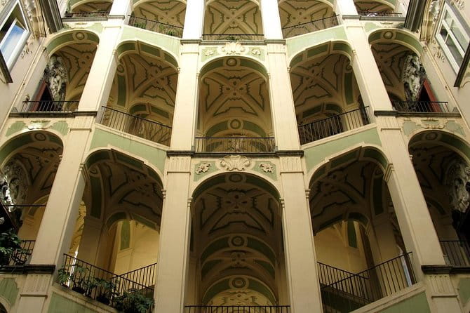 Discover the Rione Sanità with Insolitaguida - A Deep Dive into the Rione Sanità Tour with Insolitaguida