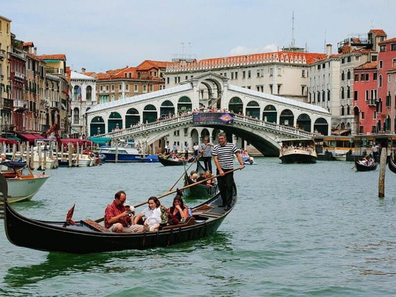 Discover Venice: Morning Tour & Gondola Experience - Scenic Glide on the Grand Canal & Hidden Canals