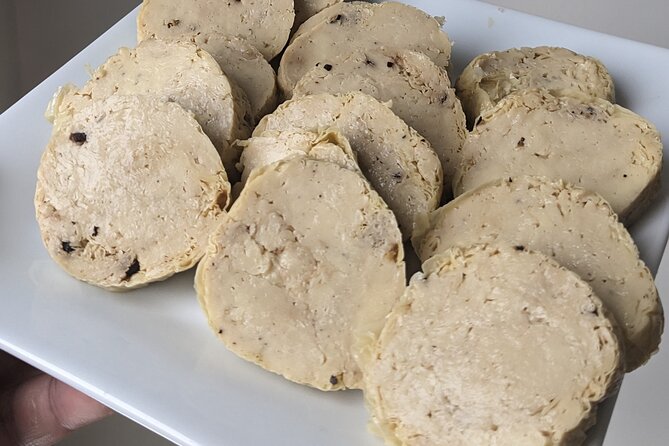 Discover Vietnamese Buddhist Cuisine Around Montreal Jean-Talon - Accessibility and Transportation