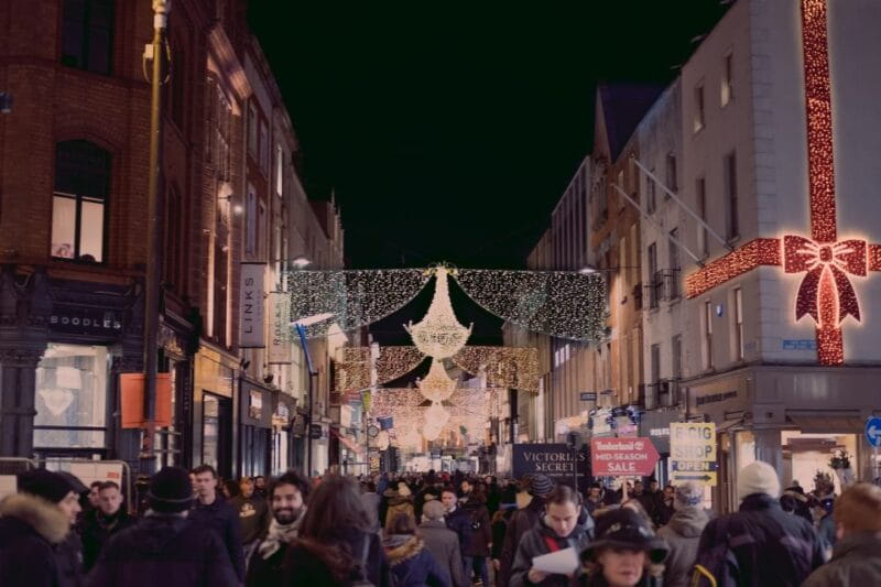 Discovering Dublin on Christmas Walking Tour - The Value of a Festive Tour