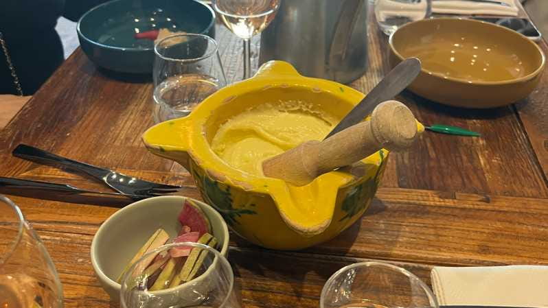 Discovering the flavors and colors of Marseille - Exploring the Cultural Heart: Vieux-Port and Le Panier