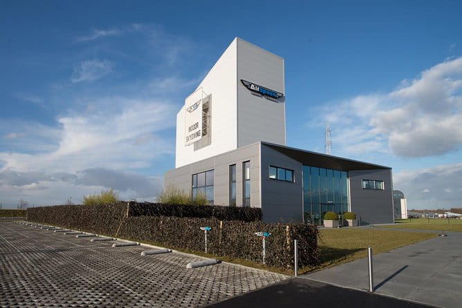 Discovery pack - A Closer Look at Belgium’s Indoor Skydiving Adventure
