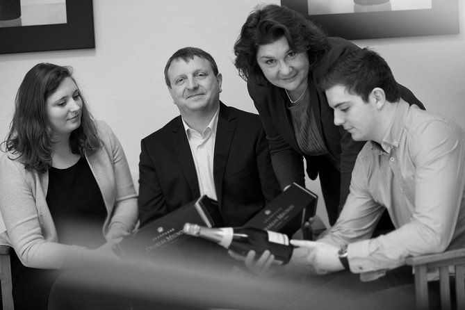 Discovery Tour (2 Tastings) - Accessibility