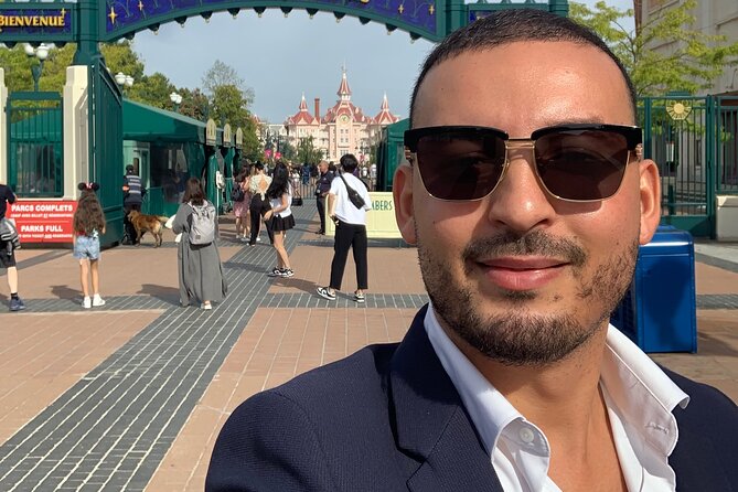 Disneyland Paris: Private Transport + Entrance Ticket - Visitor Information