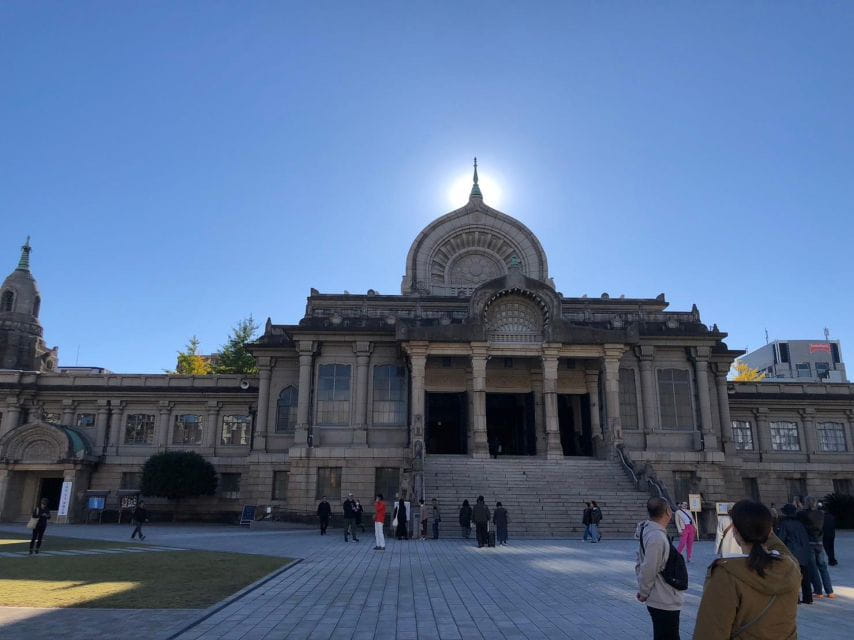 Dive Into Tsukiji Fish Market Walking Friendly Food Tour - Group Size