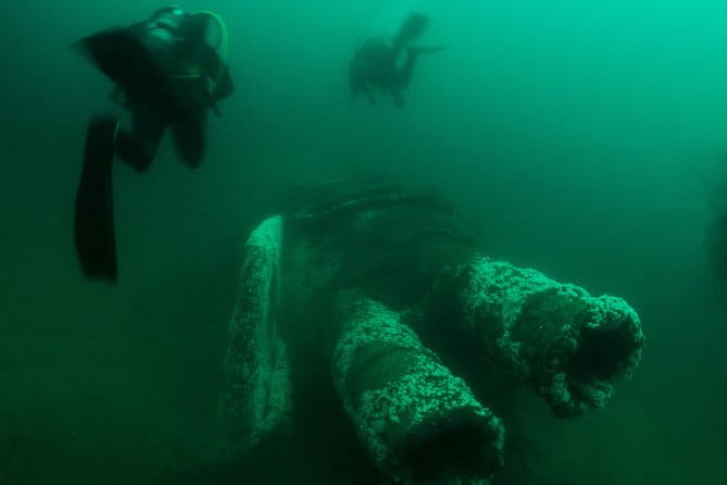 Dive the U-boat 1277, the most iconic dive in Portugal? - Exploring the U-boat 1277: A Historical Underwater Treasure