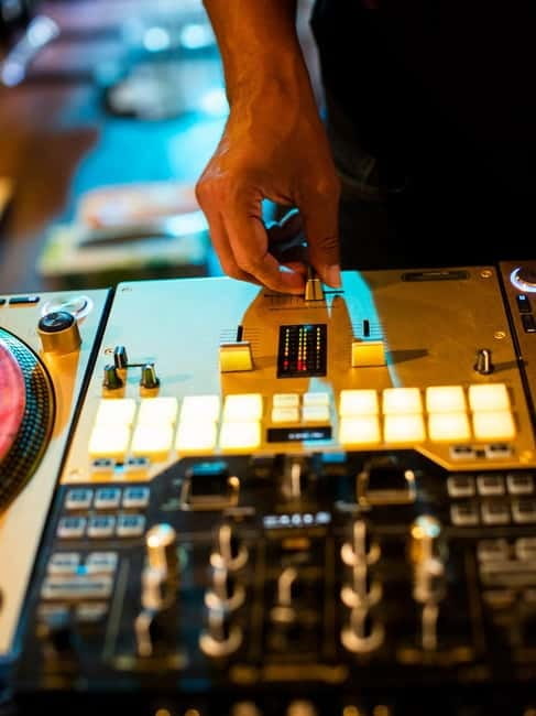 DJ for a Day: Learn to Mix Like a Pro in Berlin - The Inner Workings of the Berlin DJ Workshop