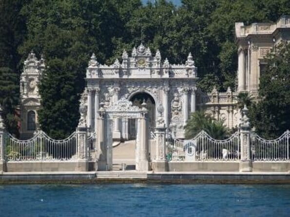 Dolmabahçe Palace with Bosphorus Tour by Boat - Who Will Love This Tour?