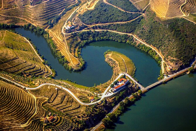Douro Experience - Boat and Train Ride - Lunch and Wine Tasting - All Included - Riverside Lunch With Drinks