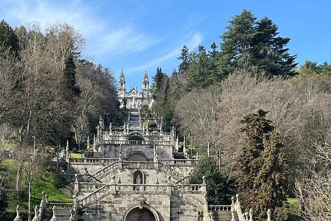 Douro Tour with Wine Tasting, River Cruise and Visit to Lamego - Returning to Porto
