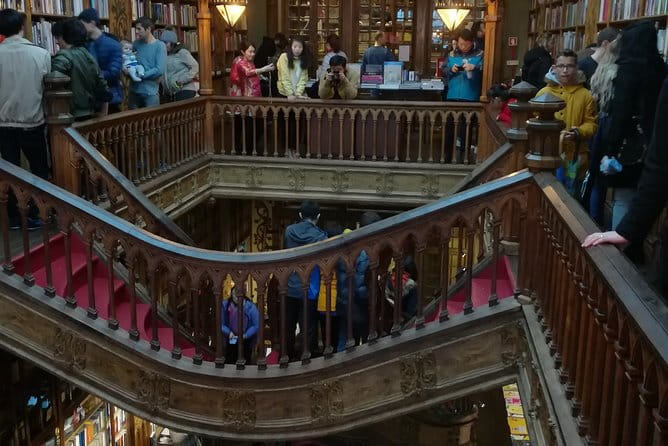 Douro Valley and Lisbon 5 Day PRIVATE Tour - Port Wine Region, Porto and Lisbon - Who This Tour Is Best For