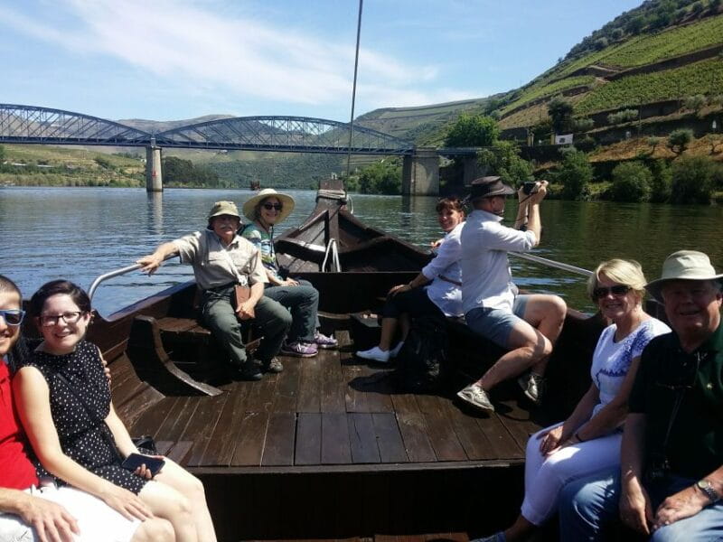 Douro Valley-Expert Guide-Boat-Lunch-Tastings PremiumService - Who Is This Tour Best For?