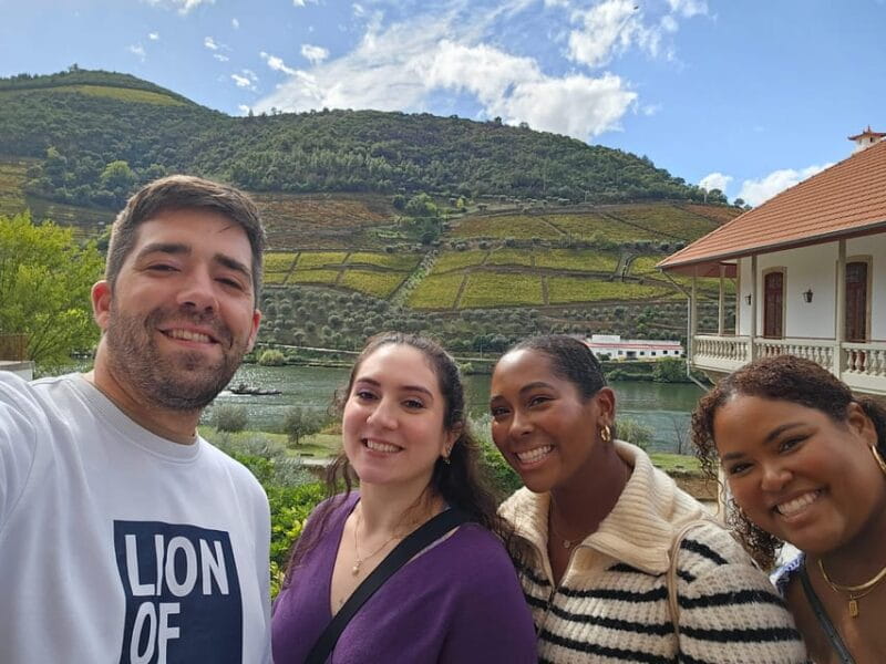 Douro Valley: Private Sommelier Tour with 3 Wineries & Lunch - Who Should Consider This Tour?