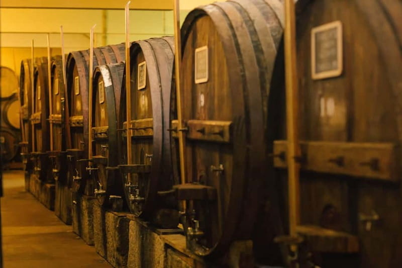 Douro Valley: Winery Visit & Legacy Port Wine Tasting - The Flavors: Tasting Old Port Wines