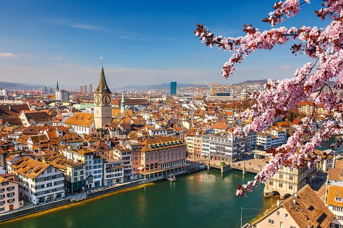 Downtown Boat, Cable Car Ride and Lindt Museum Tour with Lunch - Discover Zurich in Depth: A Tour That Combines Culture, Views, and Swiss Flavors