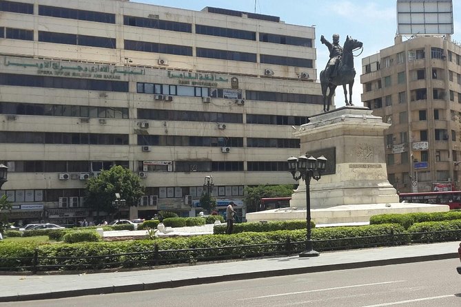 Downtown Cairo Half-Day Tour With Egyptian Dinner - Egyptian Dinner Experience